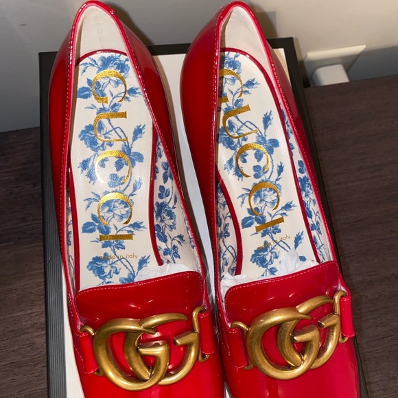 Authentic Gucci GG patent leather red pump - Picture 2 of 7